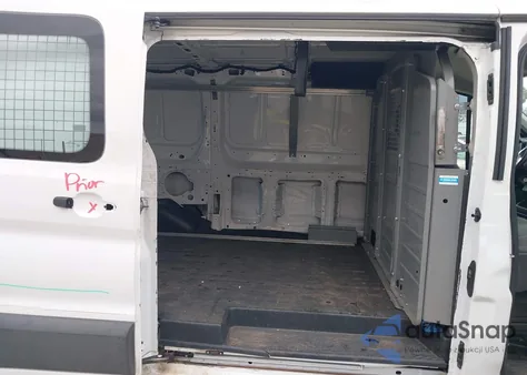 2016 Ford Transit-250 z USA, uszkodzony, nr VIN 1FTYR1YGXGKA85539